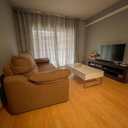 Piso Acogedor Fortuny Салоу Екстериор снимка